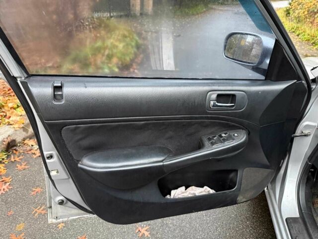 Серый Хонда Цивик, объемом двигателя 1.6 л и пробегом 420 тыс. км за 3890 $, фото 8 на Automoto.ua