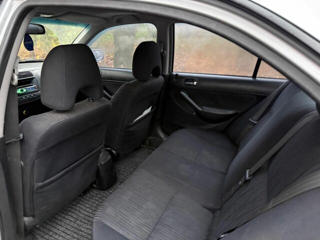 Серый Хонда Цивик, объемом двигателя 1.6 л и пробегом 420 тыс. км за 3890 $, фото 13 на Automoto.ua