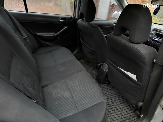 Серый Хонда Цивик, объемом двигателя 1.6 л и пробегом 420 тыс. км за 3890 $, фото 16 на Automoto.ua