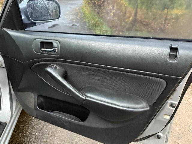 Серый Хонда Цивик, объемом двигателя 1.6 л и пробегом 420 тыс. км за 3890 $, фото 17 на Automoto.ua