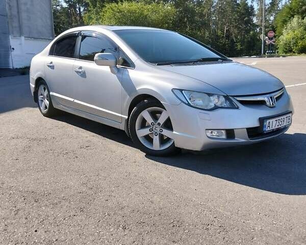 Серый Хонда Цивик, объемом двигателя 1.8 л и пробегом 284 тыс. км за 5300 $, фото 2 на Automoto.ua