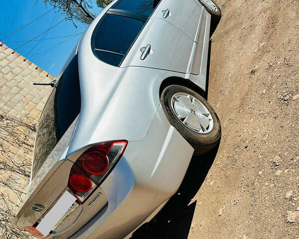 Серый Хонда Цивик, объемом двигателя 1.4 л и пробегом 215 тыс. км за 5950 $, фото 5 на Automoto.ua