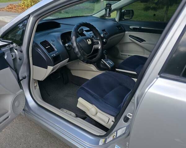 Сірий Хонда Сівік, об'ємом двигуна 1.34 л та пробігом 196 тис. км за 5700 $, фото 12 на Automoto.ua