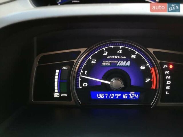 Серый Хонда Цивик, объемом двигателя 1.4 л и пробегом 136 тыс. км за 6000 $, фото 8 на Automoto.ua