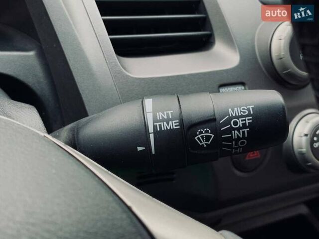 Серый Хонда Цивик, объемом двигателя 1.8 л и пробегом 213 тыс. км за 5999 $, фото 29 на Automoto.ua