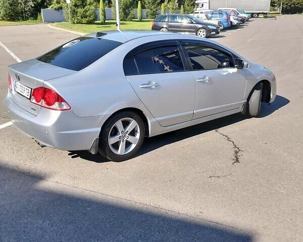 Серый Хонда Цивик, объемом двигателя 1.8 л и пробегом 284 тыс. км за 5300 $, фото 4 на Automoto.ua