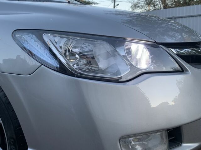 Хонда Цивик 2006 в Житомире на Automoto.ua Серый Хонда Цивик, объемом двигателя 1.8 л и пробегом 311 тыс. км за 6200 $, фото 2 на Automoto.ua