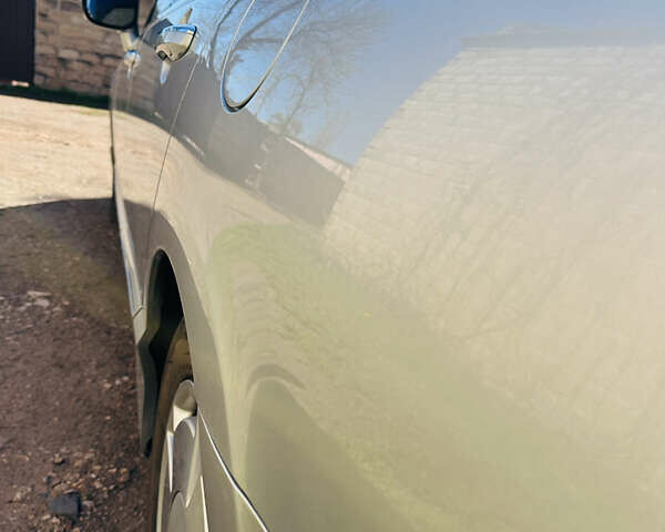 Серый Хонда Цивик, объемом двигателя 1.4 л и пробегом 215 тыс. км за 5950 $, фото 3 на Automoto.ua