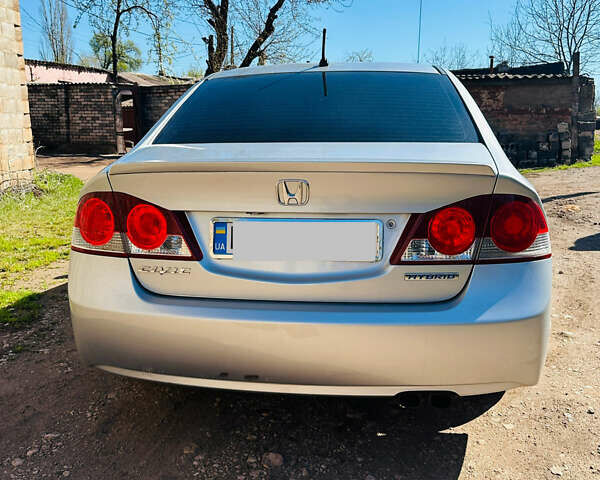 Серый Хонда Цивик, объемом двигателя 1.4 л и пробегом 215 тыс. км за 5950 $, фото 6 на Automoto.ua