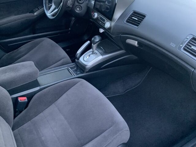 Хонда Цивик 2006 в Житомире на Automoto.ua Серый Хонда Цивик, объемом двигателя 1.8 л и пробегом 311 тыс. км за 6200 $, фото 5 на Automoto.ua