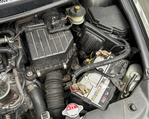 Серый Хонда Цивик, объемом двигателя 1.8 л и пробегом 259 тыс. км за 6600 $, фото 32 на Automoto.ua