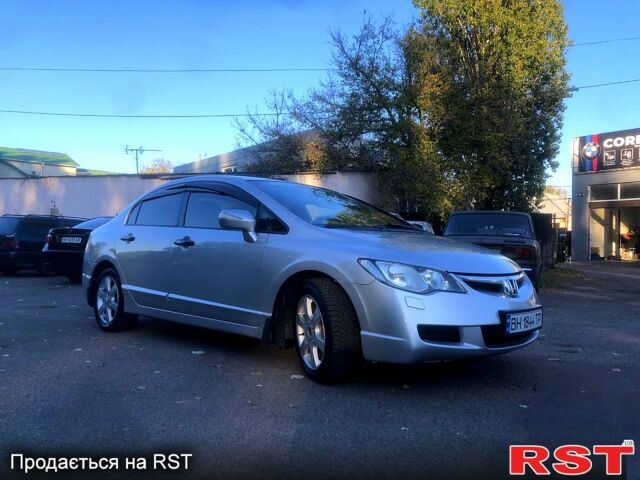 Сірий Хонда Сівік, об'ємом двигуна 1.8 л та пробігом 296 тис. км за 7000 $, фото 4 на Automoto.ua