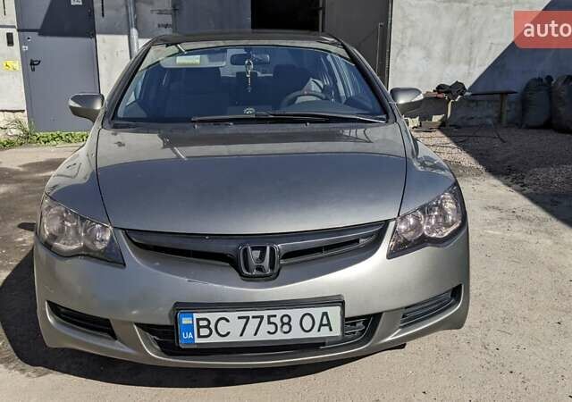 Сірий Хонда Сівік, об'ємом двигуна 1.8 л та пробігом 230 тис. км за 5400 $, фото 2 на Automoto.ua