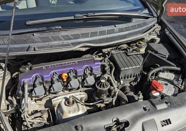 Сірий Хонда Сівік, об'ємом двигуна 1.8 л та пробігом 230 тис. км за 5400 $, фото 11 на Automoto.ua