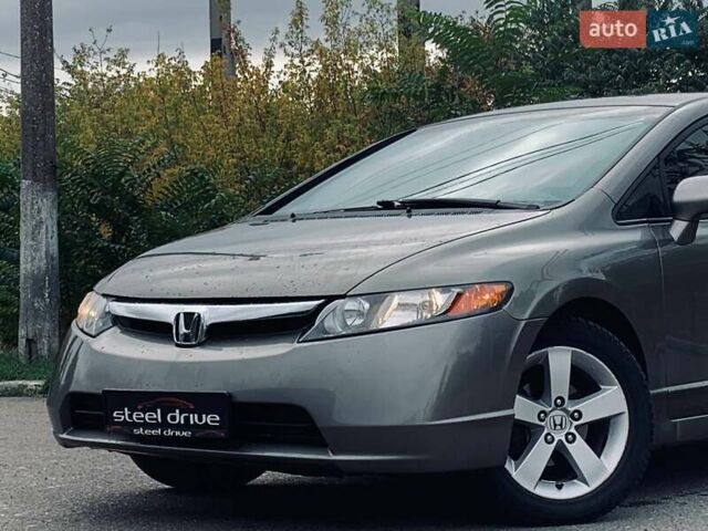 Серый Хонда Цивик, объемом двигателя 1.8 л и пробегом 213 тыс. км за 5999 $, фото 1 на Automoto.ua