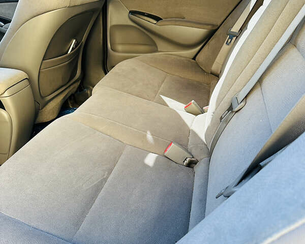 Серый Хонда Цивик, объемом двигателя 1.4 л и пробегом 215 тыс. км за 5950 $, фото 10 на Automoto.ua