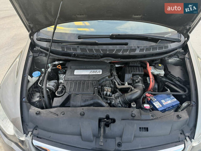 Сірий Хонда Сівік, об'ємом двигуна 1.34 л та пробігом 229 тис. км за 5800 $, фото 7 на Automoto.ua