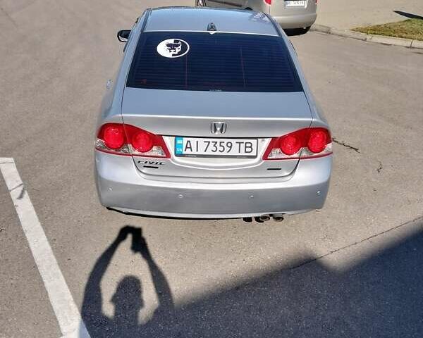 Серый Хонда Цивик, объемом двигателя 1.8 л и пробегом 284 тыс. км за 5300 $, фото 6 на Automoto.ua
