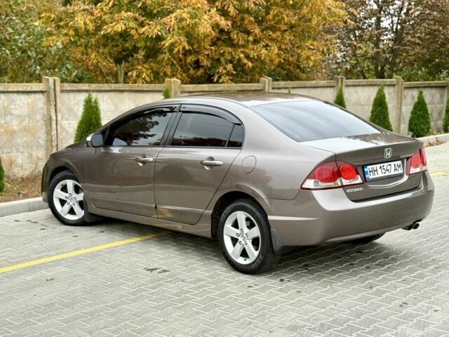 Хонда Цивик 2007 в Одессе на Automoto.ua Серый Хонда Цивик, объемом двигателя 1.8 л и пробегом 214 тыс. км за 7200 $, фото 10 на Automoto.ua
