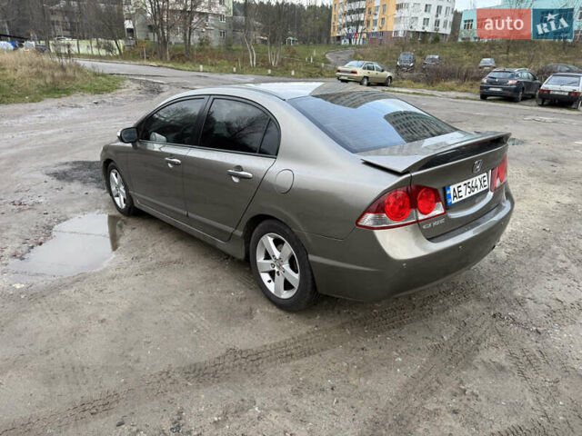 Сірий Хонда Сівік, об'ємом двигуна 1.8 л та пробігом 181 тис. км за 6800 $, фото 6 на Automoto.ua