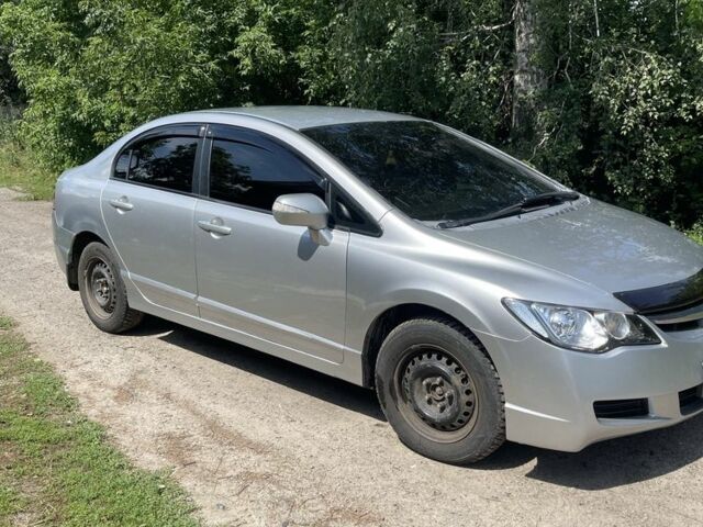 Серый Хонда Цивик, объемом двигателя 1.6 л и пробегом 260 тыс. км за 5500 $, фото 2 на Automoto.ua