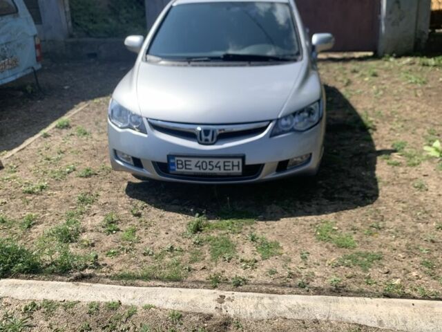 Серый Хонда Цивик, объемом двигателя 1.8 л и пробегом 256 тыс. км за 6200 $, фото 5 на Automoto.ua