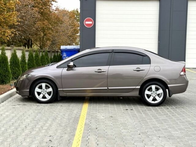 Хонда Цивик 2007 в Одессе на Automoto.ua Серый Хонда Цивик, объемом двигателя 1.8 л и пробегом 214 тыс. км за 7200 $, фото 4 на Automoto.ua