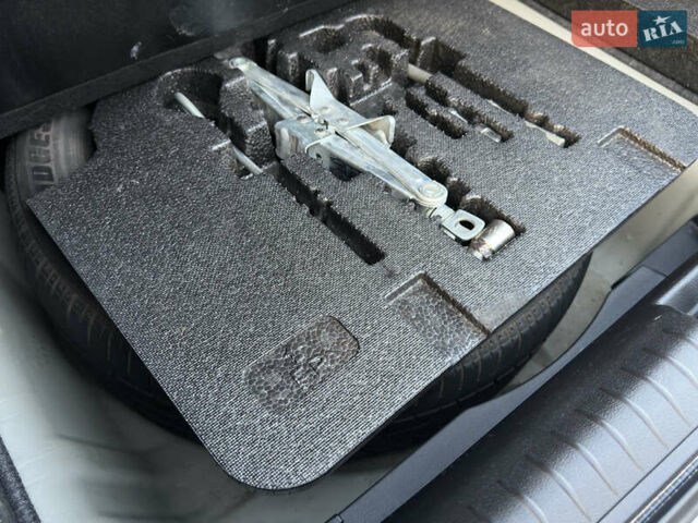 Серый Хонда Цивик, объемом двигателя 1.8 л и пробегом 176 тыс. км за 7999 $, фото 41 на Automoto.ua