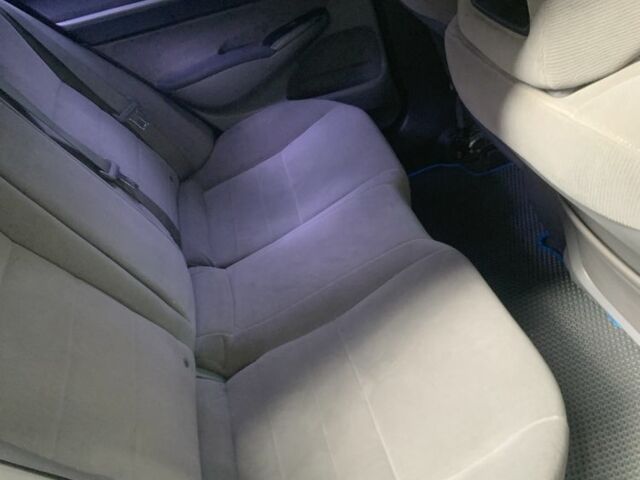 Серый Хонда Цивик, объемом двигателя 1.8 л и пробегом 256 тыс. км за 6200 $, фото 3 на Automoto.ua