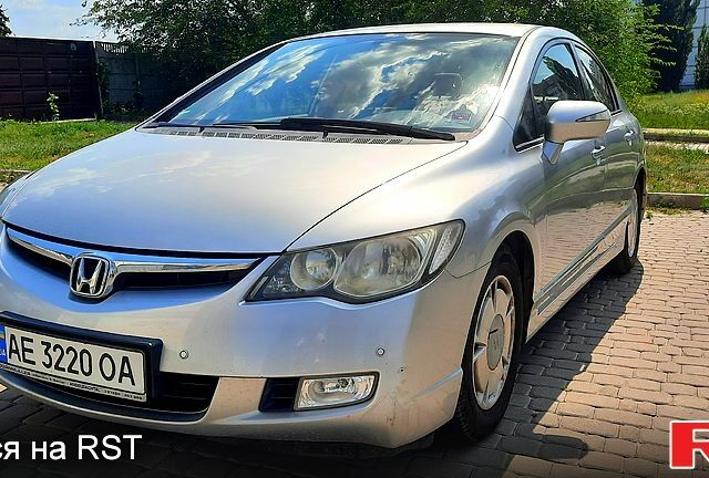 Серый Хонда Цивик, объемом двигателя 1.3 л и пробегом 196 тыс. км за 7275 $, фото 2 на Automoto.ua