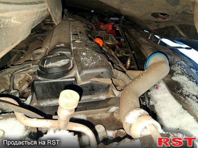 Серый Хонда Цивик, объемом двигателя 1.8 л и пробегом 270 тыс. км за 2500 $, фото 8 на Automoto.ua