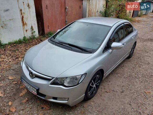 Серый Хонда Цивик, объемом двигателя 1.3 л и пробегом 170 тыс. км за 7000 $, фото 27 на Automoto.ua