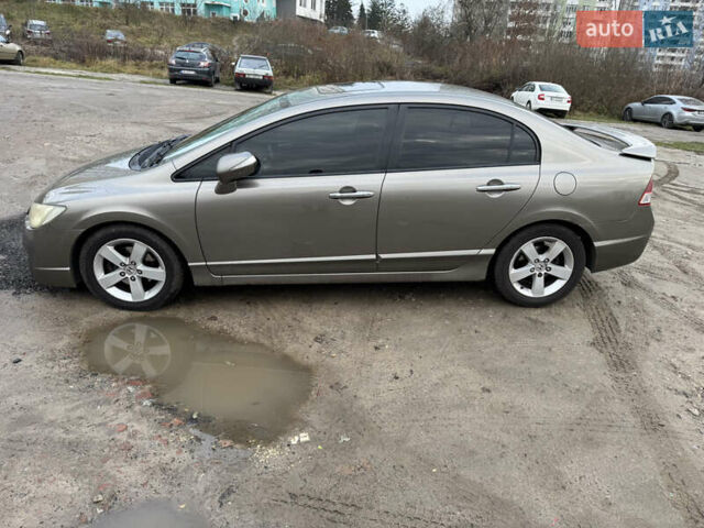 Сірий Хонда Сівік, об'ємом двигуна 1.8 л та пробігом 181 тис. км за 6800 $, фото 7 на Automoto.ua