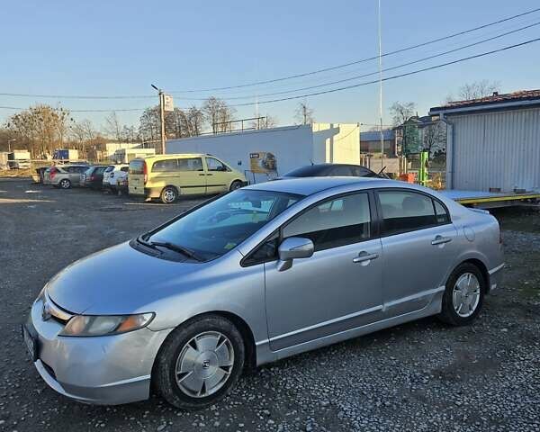 Серый Хонда Цивик, объемом двигателя 1.3 л и пробегом 200 тыс. км за 2900 $, фото 4 на Automoto.ua