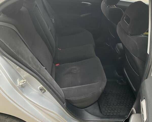 Серый Хонда Цивик, объемом двигателя 1.8 л и пробегом 308 тыс. км за 6700 $, фото 9 на Automoto.ua