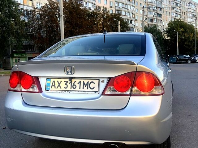 Серый Хонда Цивик, объемом двигателя 1.4 л и пробегом 218 тыс. км за 4500 $, фото 7 на Automoto.ua