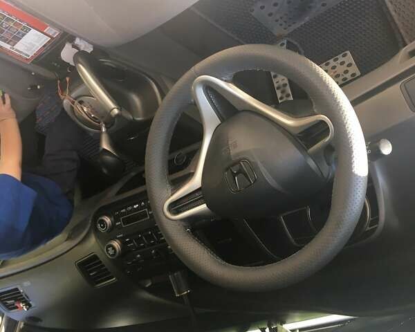 Серый Хонда Цивик, объемом двигателя 1.8 л и пробегом 218 тыс. км за 7100 $, фото 6 на Automoto.ua