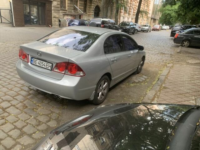 Серый Хонда Цивик, объемом двигателя 1.8 л и пробегом 256 тыс. км за 6200 $, фото 1 на Automoto.ua
