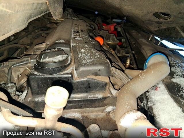 Серый Хонда Цивик, объемом двигателя 1.8 л и пробегом 270 тыс. км за 2500 $, фото 9 на Automoto.ua