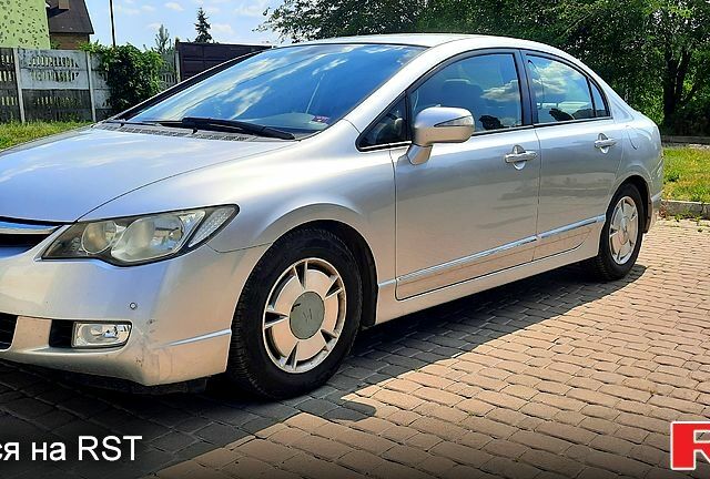 Серый Хонда Цивик, объемом двигателя 1.3 л и пробегом 196 тыс. км за 7275 $, фото 3 на Automoto.ua