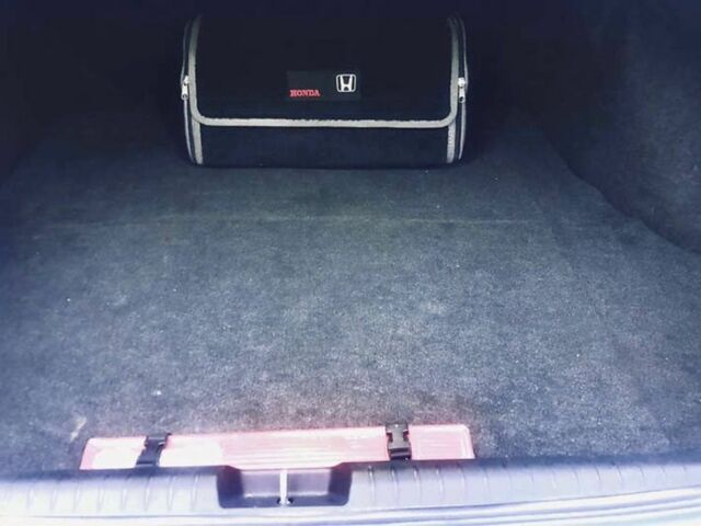 Серый Хонда Цивик, объемом двигателя 1.6 л и пробегом 235 тыс. км за 4000 $, фото 9 на Automoto.ua