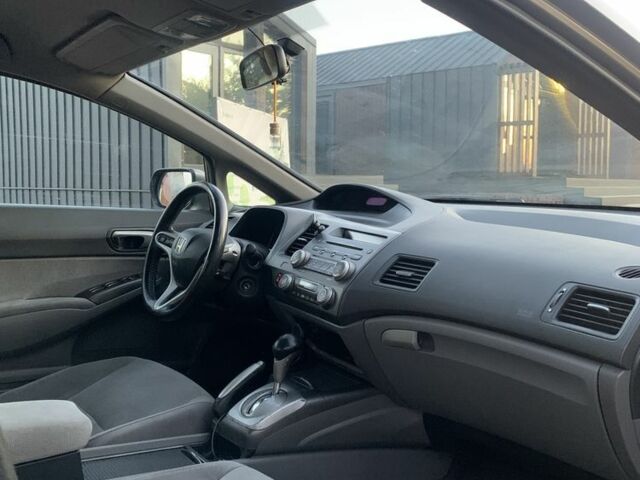 Серый Хонда Цивик, объемом двигателя 1.3 л и пробегом 255 тыс. км за 4100 $, фото 12 на Automoto.ua