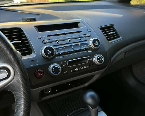 Хонда Цивик 2007 в Львове на Automoto.ua Серый Хонда Цивик, объемом двигателя 1.34 л и пробегом 194 тыс. км за 4999 $, фото 6 на Automoto.ua