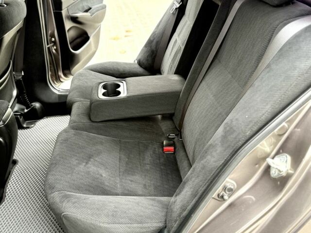 Хонда Цивик 2007 в Одессе на Automoto.ua Серый Хонда Цивик, объемом двигателя 1.8 л и пробегом 214 тыс. км за 7200 $, фото 16 на Automoto.ua