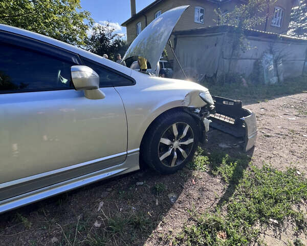 Сірий Хонда Сівік, об'ємом двигуна 1.8 л та пробігом 193 тис. км за 2000 $, фото 9 на Automoto.ua