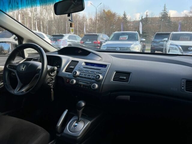 Серый Хонда Цивик, объемом двигателя 1.8 л и пробегом 339 тыс. км за 6400 $, фото 14 на Automoto.ua