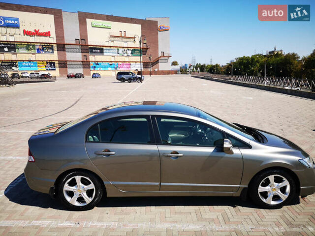 Сірий Хонда Сівік, об'ємом двигуна 1.8 л та пробігом 105 тис. км за 7200 $, фото 10 на Automoto.ua