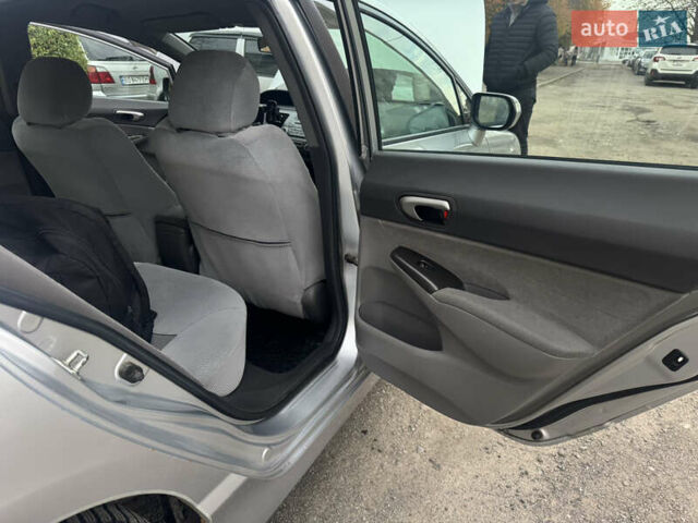 Сірий Хонда Сівік, об'ємом двигуна 1.34 л та пробігом 224 тис. км за 6200 $, фото 8 на Automoto.ua