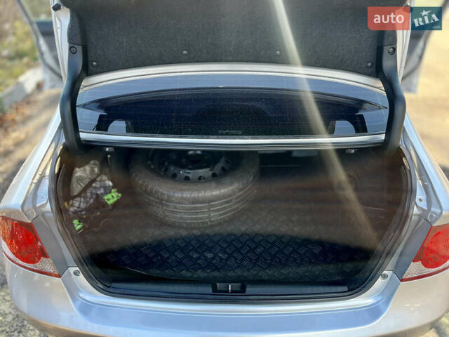 Серый Хонда Цивик, объемом двигателя 1.8 л и пробегом 234 тыс. км за 7300 $, фото 34 на Automoto.ua