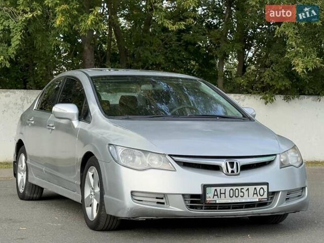 Серый Хонда Цивик, объемом двигателя 1.8 л и пробегом 378 тыс. км за 4900 $, фото 10 на Automoto.ua